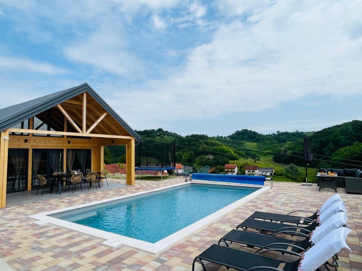 Holiday House Adamo Selno Dış mekan fotoğraf